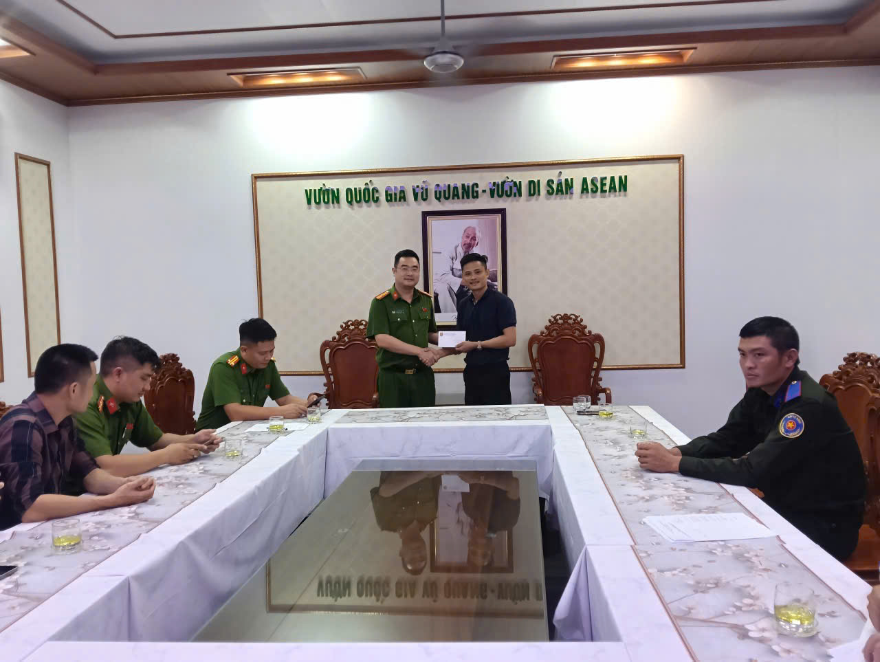 Công an xã Nam An Phụ vận động nhân dân tự nguyện giao nộp 03 cá thể động vật hoang dã
